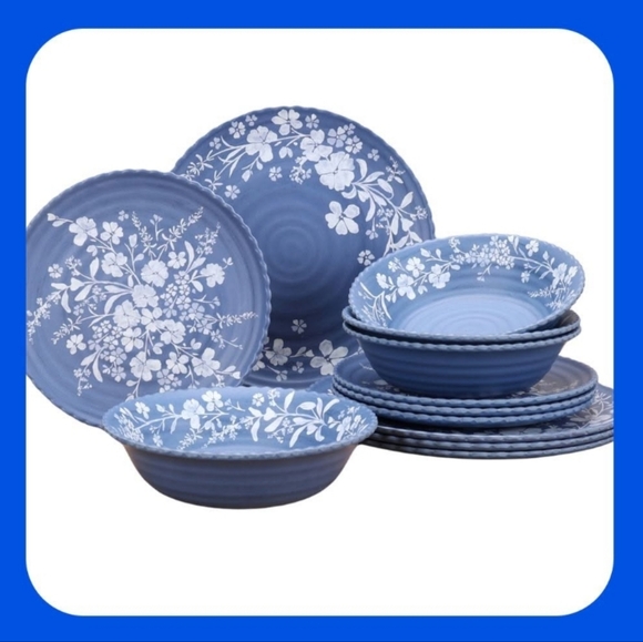  Dinnerware
